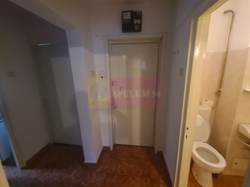 Apartament cu 3 camere de vanzare in Campina - Zona Liceul Energetic